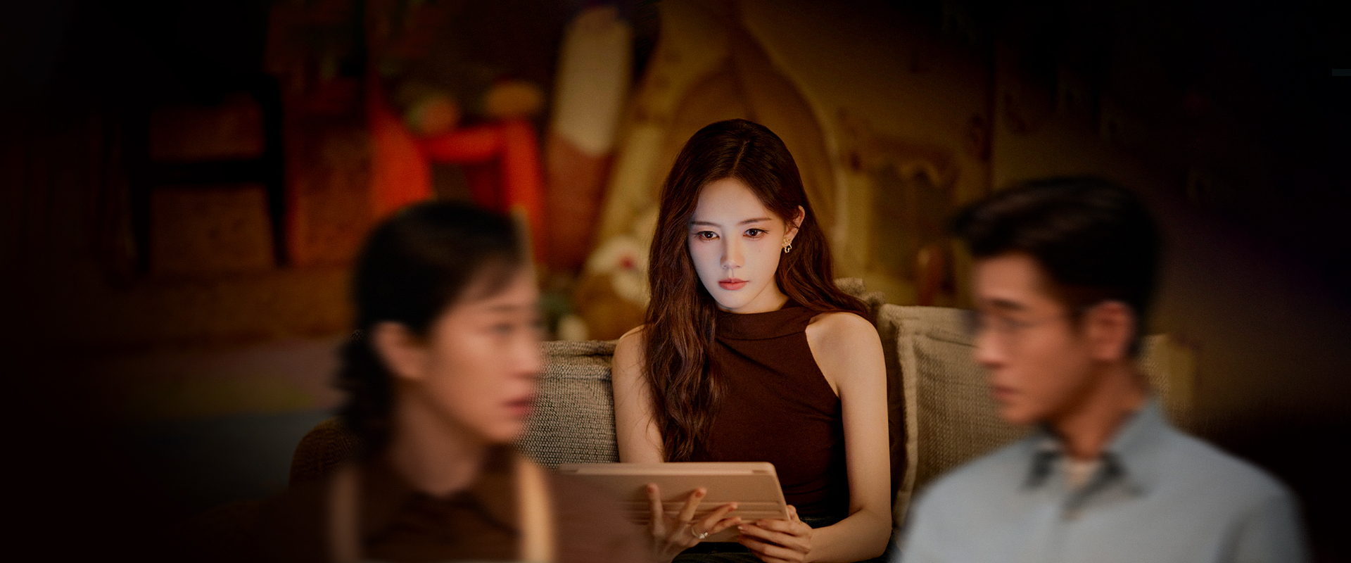 美人余
