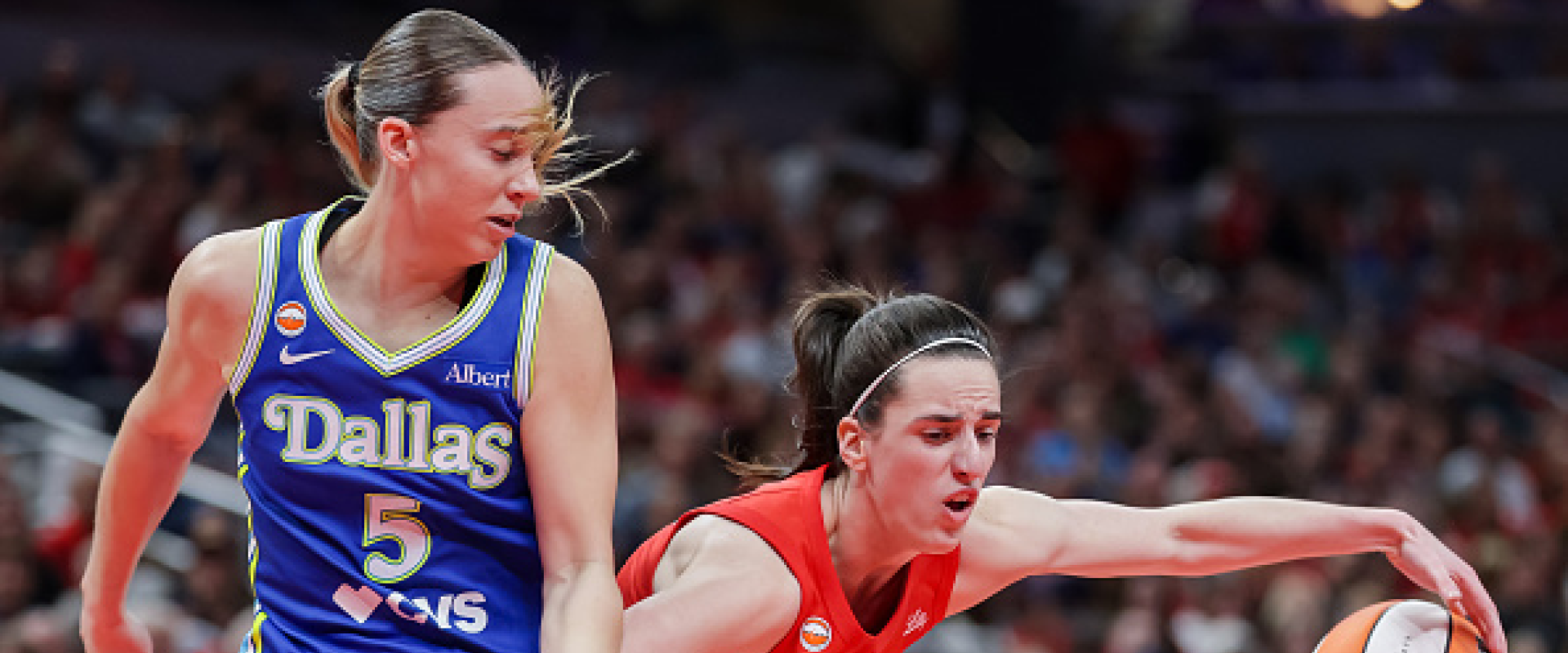 WNBA常规赛：达拉斯飞翼vs印第安纳狂热
