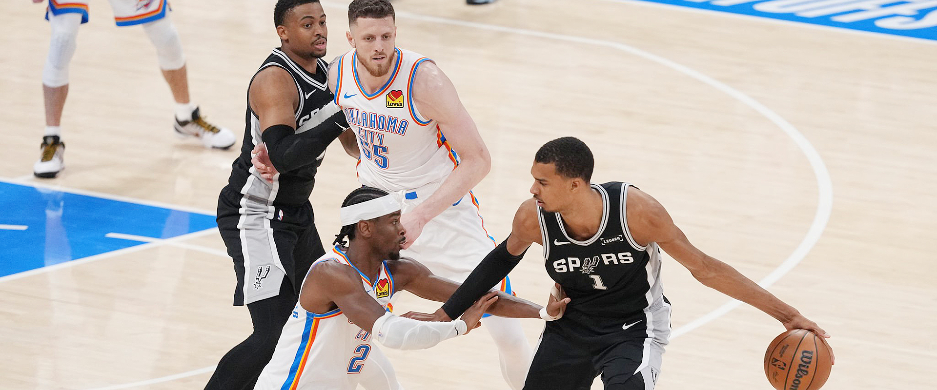 NBA西决G5：马刺114-127雷霆